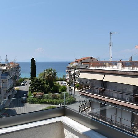 Sea View Luxury Apartment In Nea Kallikratia. Nea Kallikrateia Ngoại thất bức ảnh