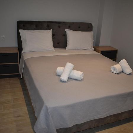 Sea View Luxury Apartment In Nea Kallikratia. Nea Kallikrateia Ngoại thất bức ảnh