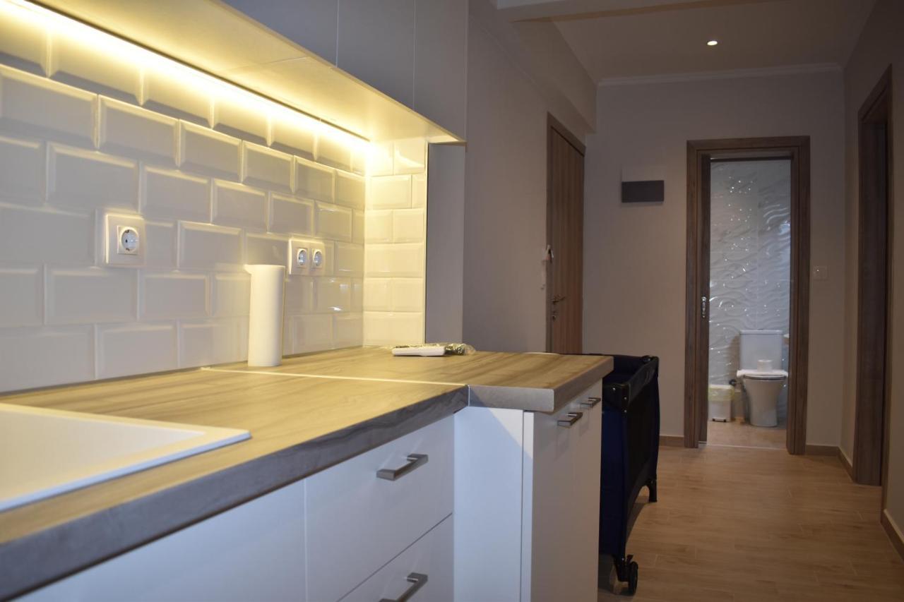 Sea View Luxury Apartment In Nea Kallikratia. Nea Kallikrateia Ngoại thất bức ảnh