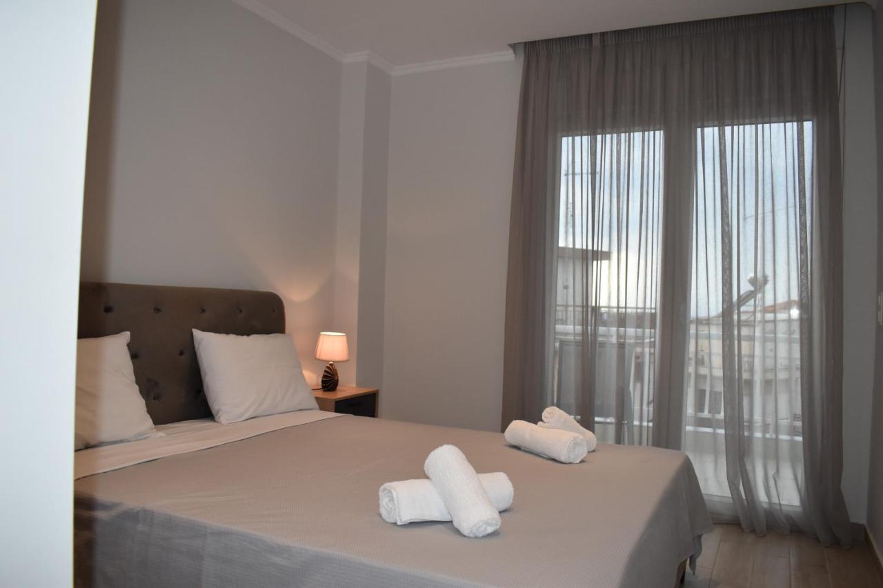 Sea View Luxury Apartment In Nea Kallikratia. Nea Kallikrateia Ngoại thất bức ảnh